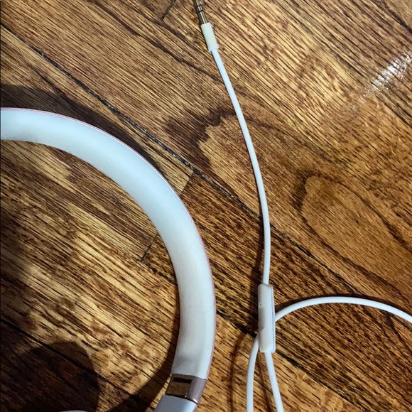 Beats headphones - Picture 2 of 3